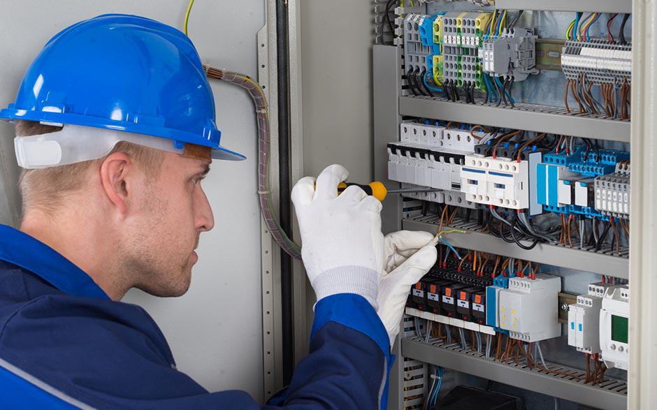 électricité bâtiment industriel Poissy
